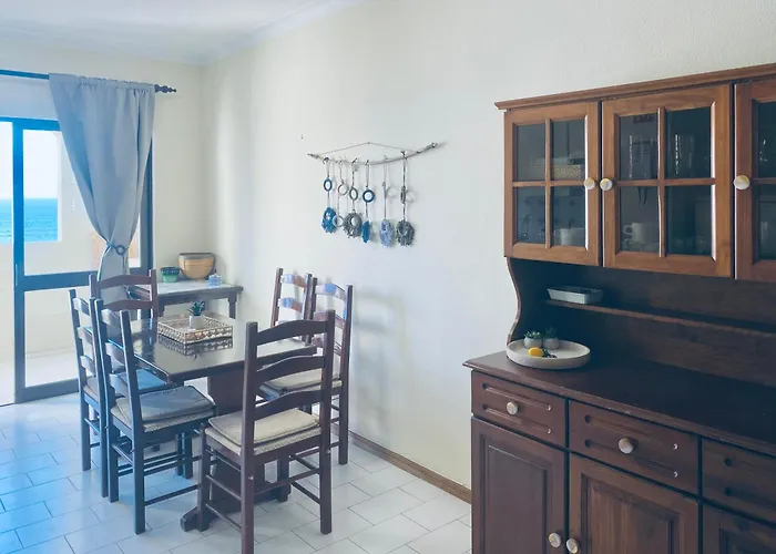 Com Vista-mar Na Da Rocha, ポルティマン