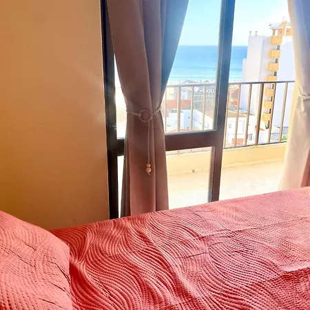 Com Vista-mar Na Da Rocha,