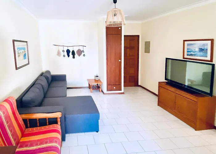 Apartamento Com Vista-mar Na Da Rocha, *